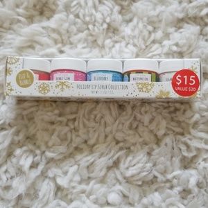 Lip scrub